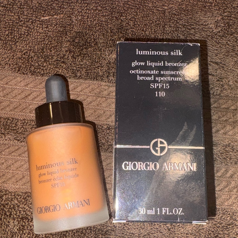 Giorgio Armani Luminous Silk Glow Liquid Bronzer - shade 110 Brand new In Box